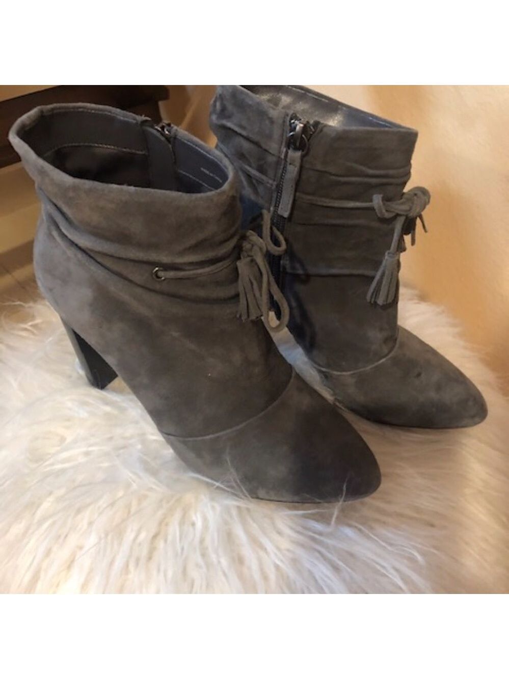 White House Black Market Low Cute Boots Grey Suede EUC - Picture 2 of 7